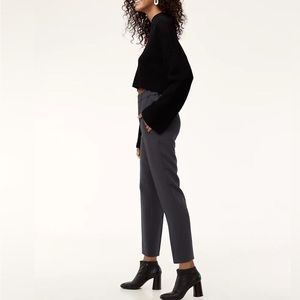 NEW! Aritzia⭐️Wilfred Darontal comfy trouser♥️